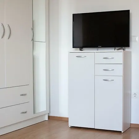Apartment Iva Vranjes